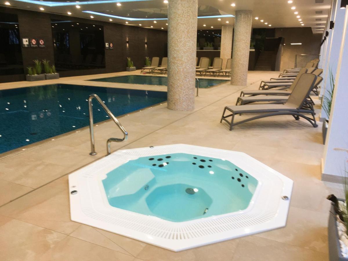 Nadmorskie Tarasy Park I Morze Apartament Kołobrzeg